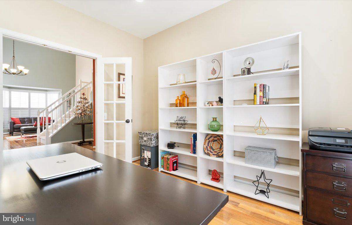 12505 Fox View Way Reston, VA 20191 - Photo 27 of 68 Gallery Image 27