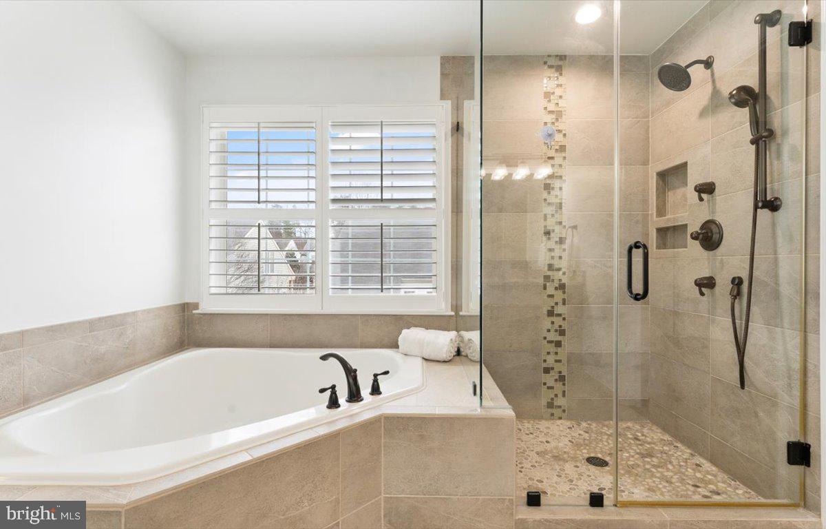12505 Fox View Way Reston, VA 20191 - Photo 37 of 68 Gallery Image 37