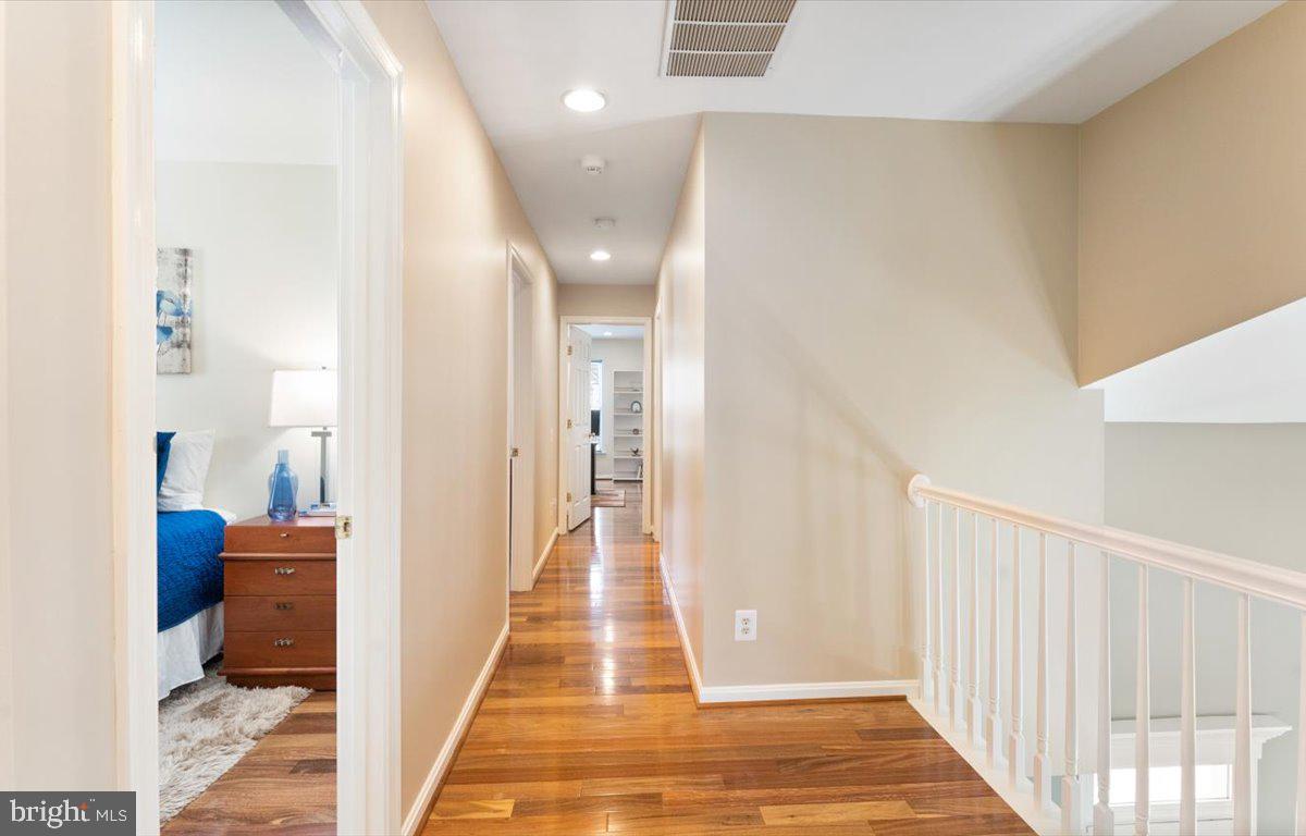 12505 Fox View Way Reston, VA 20191 - Photo 48 of 68 Gallery Image 48