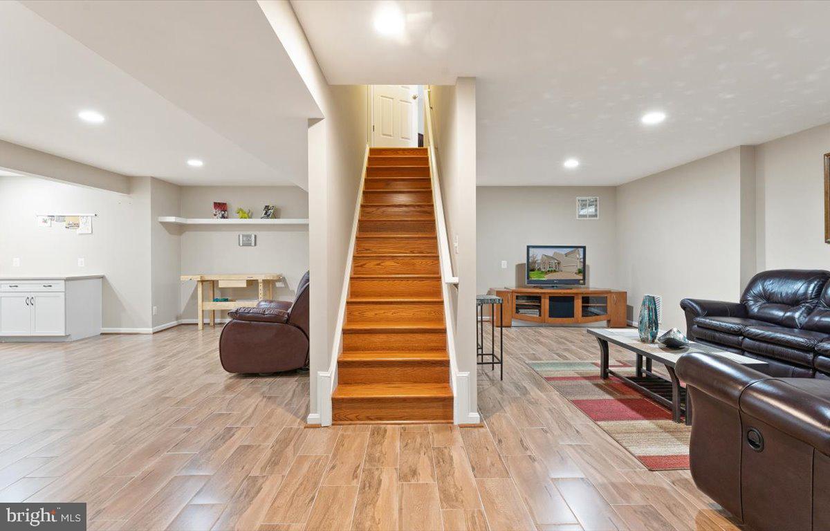 12505 Fox View Way Reston, VA 20191 - Photo 49 of 68 Gallery Image 49
