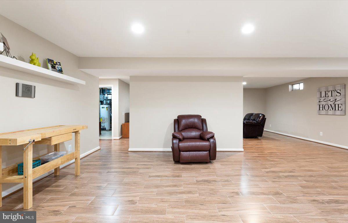 12505 Fox View Way Reston, VA 20191 - Photo 52 of 68 Gallery Image 52