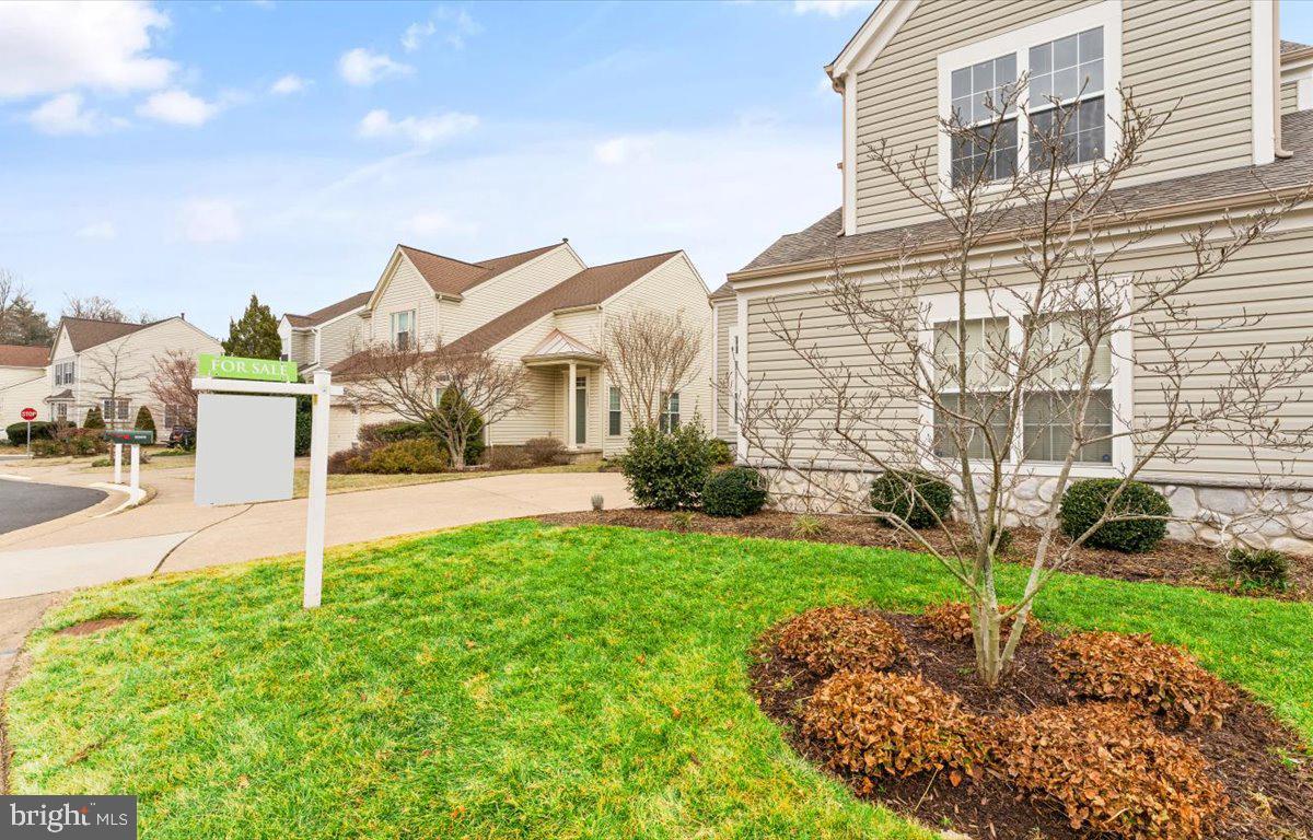 12505 Fox View Way Reston, VA 20191 - Photo 62 of 68 Gallery Image 62