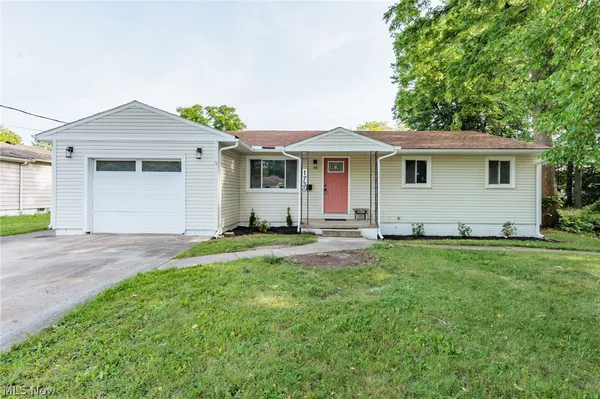 $190,000 | 1730 West 20th Street, Lorain, OH 44052