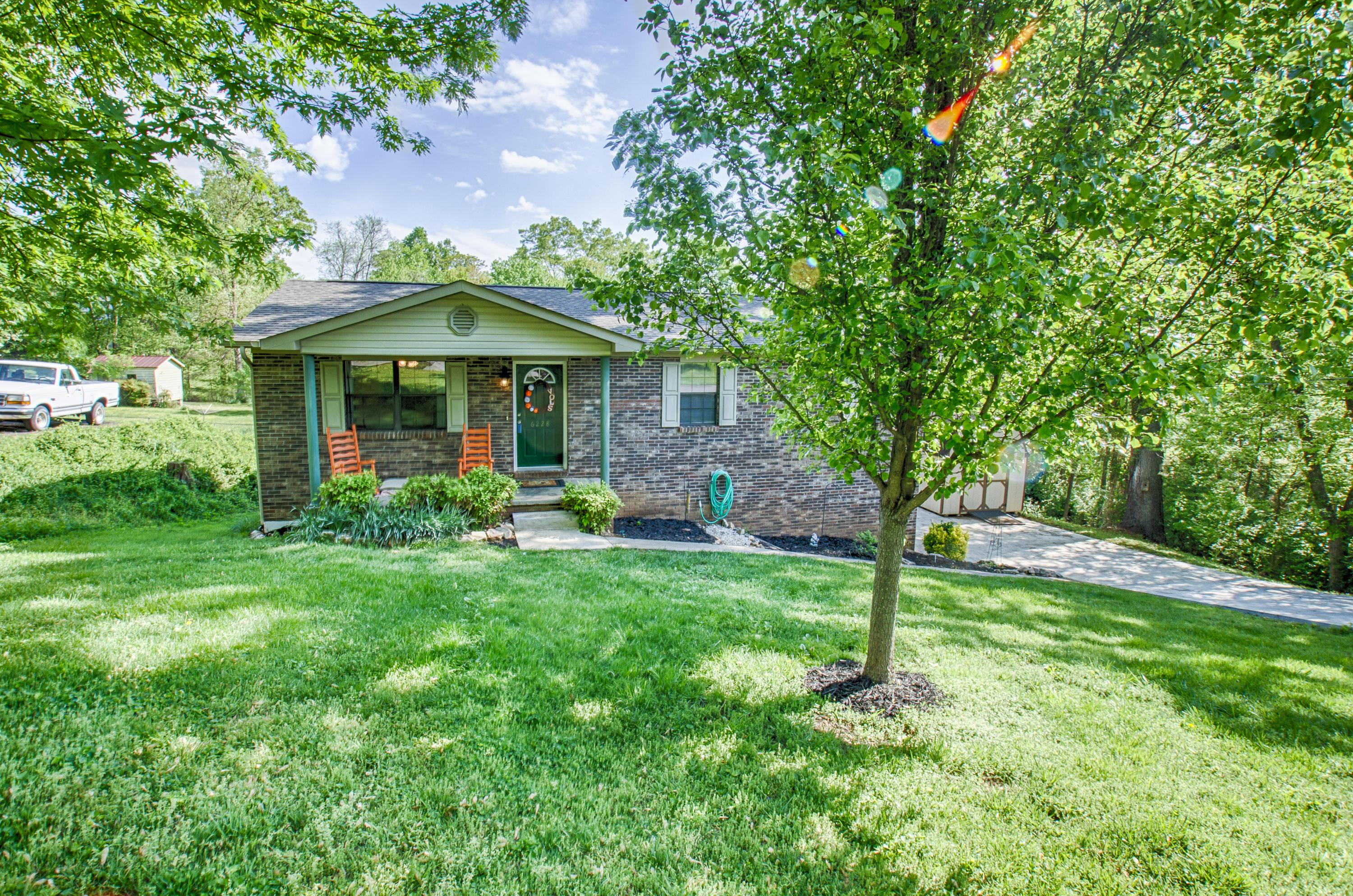 6228 Renee Road Corryton, TN 37721 - Photo 1 of 29 Front