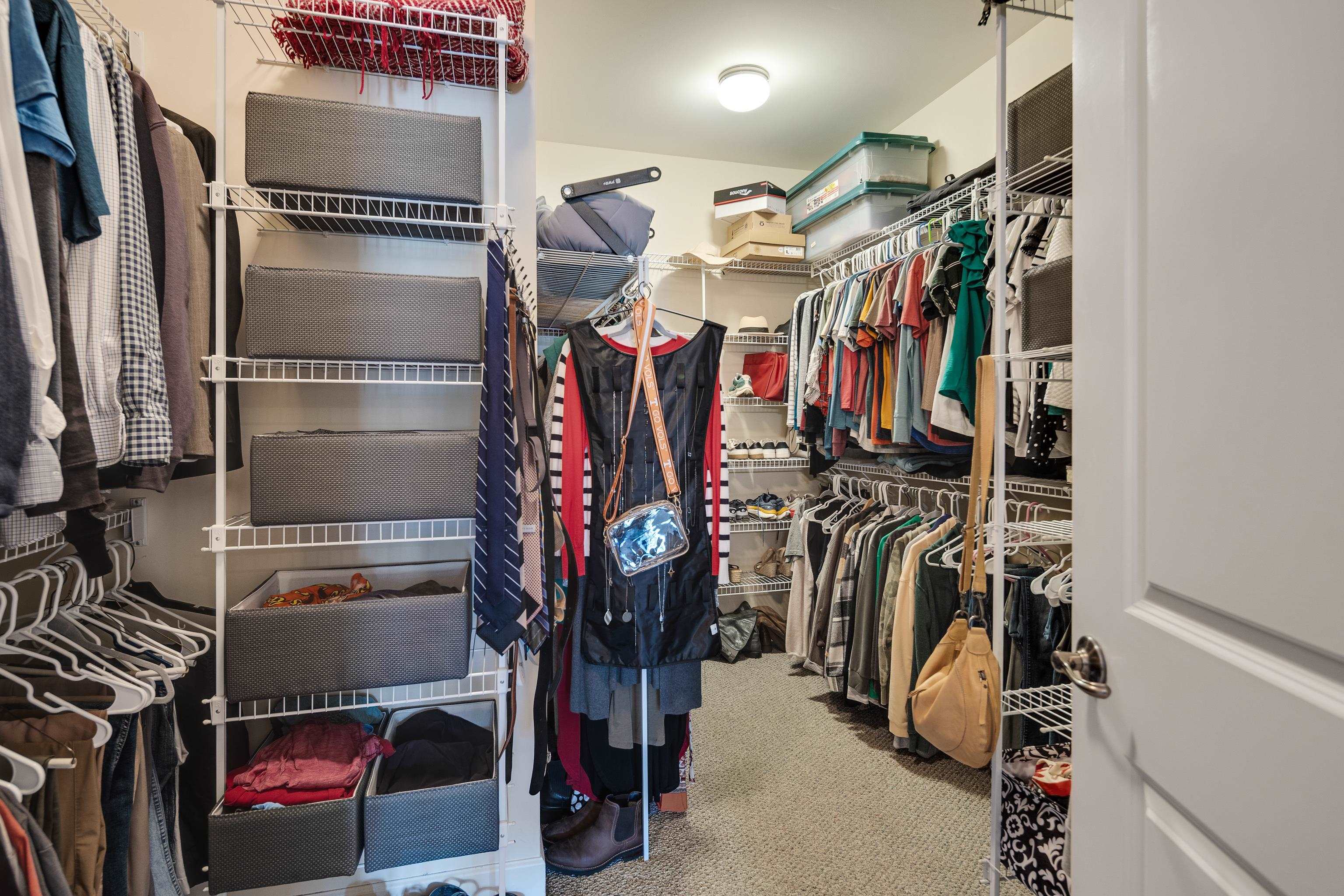 808 Deloach Lane Collierville, TN 38017 - Photo 20 of 40 a view of walk in closet with clothes