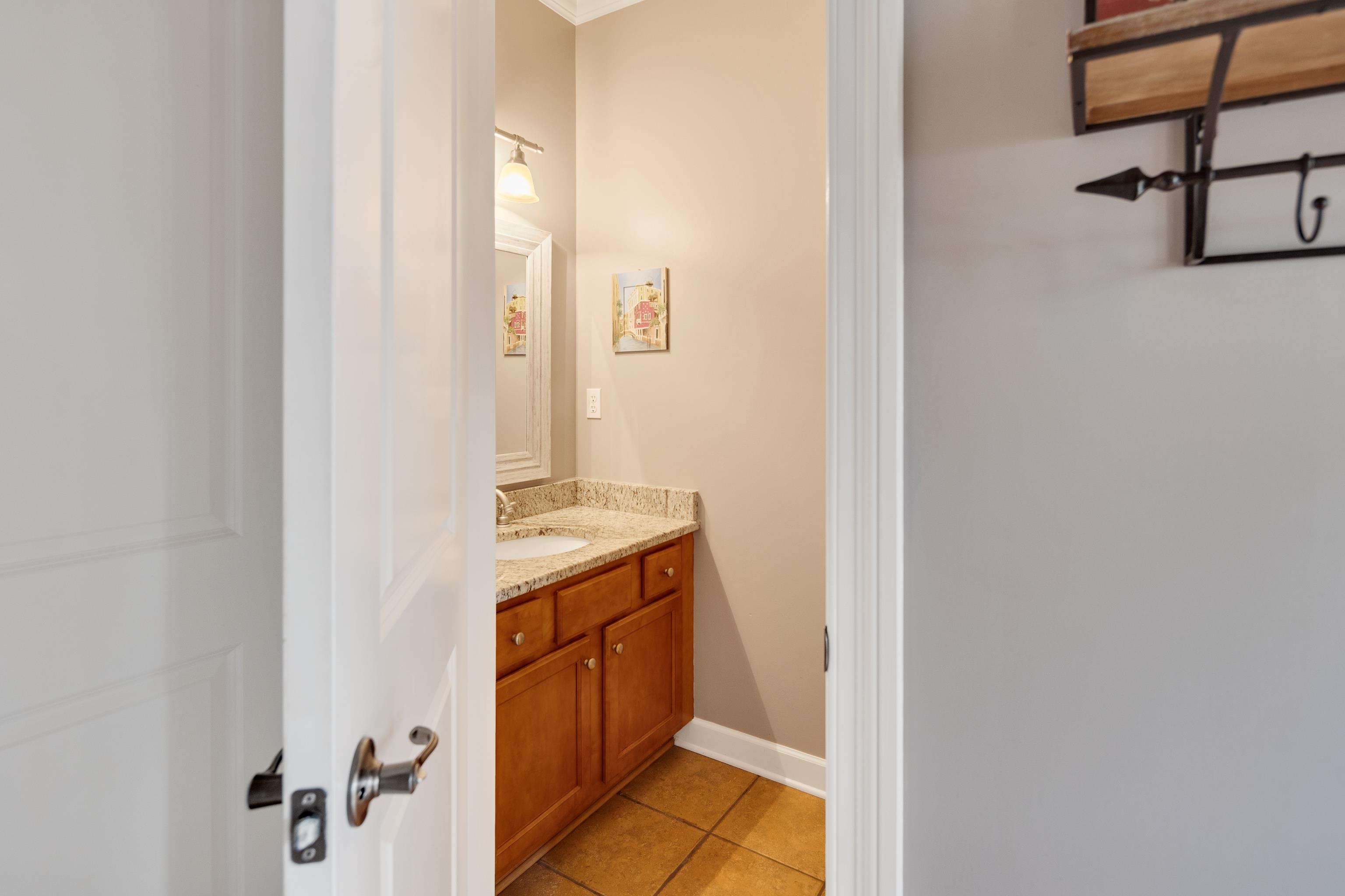 808 Deloach Lane Collierville, TN 38017 - Photo 30 of 40 a view of a bathroom from a hallway
