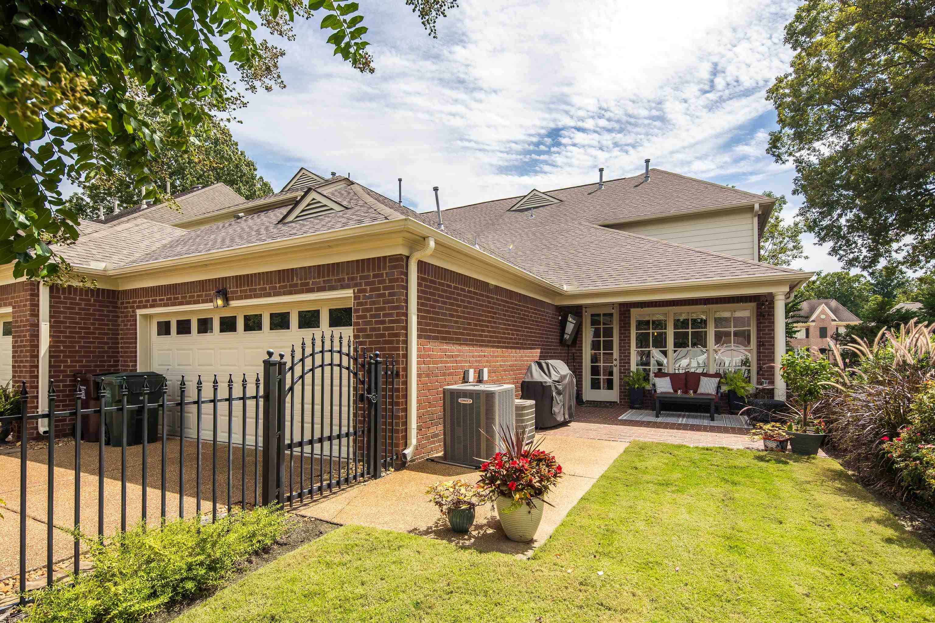 808 Deloach Lane Collierville, TN 38017 - Photo 34 of 40 a front view of a house with a yard