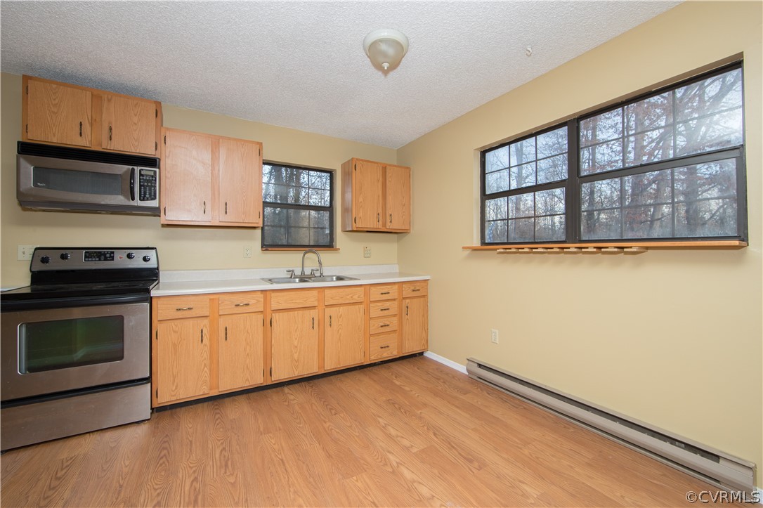 2255 Batterson Road Powhatan, VA 23139 - Photo 4 of 28 stunning kitchen with stainless steel appliances a
