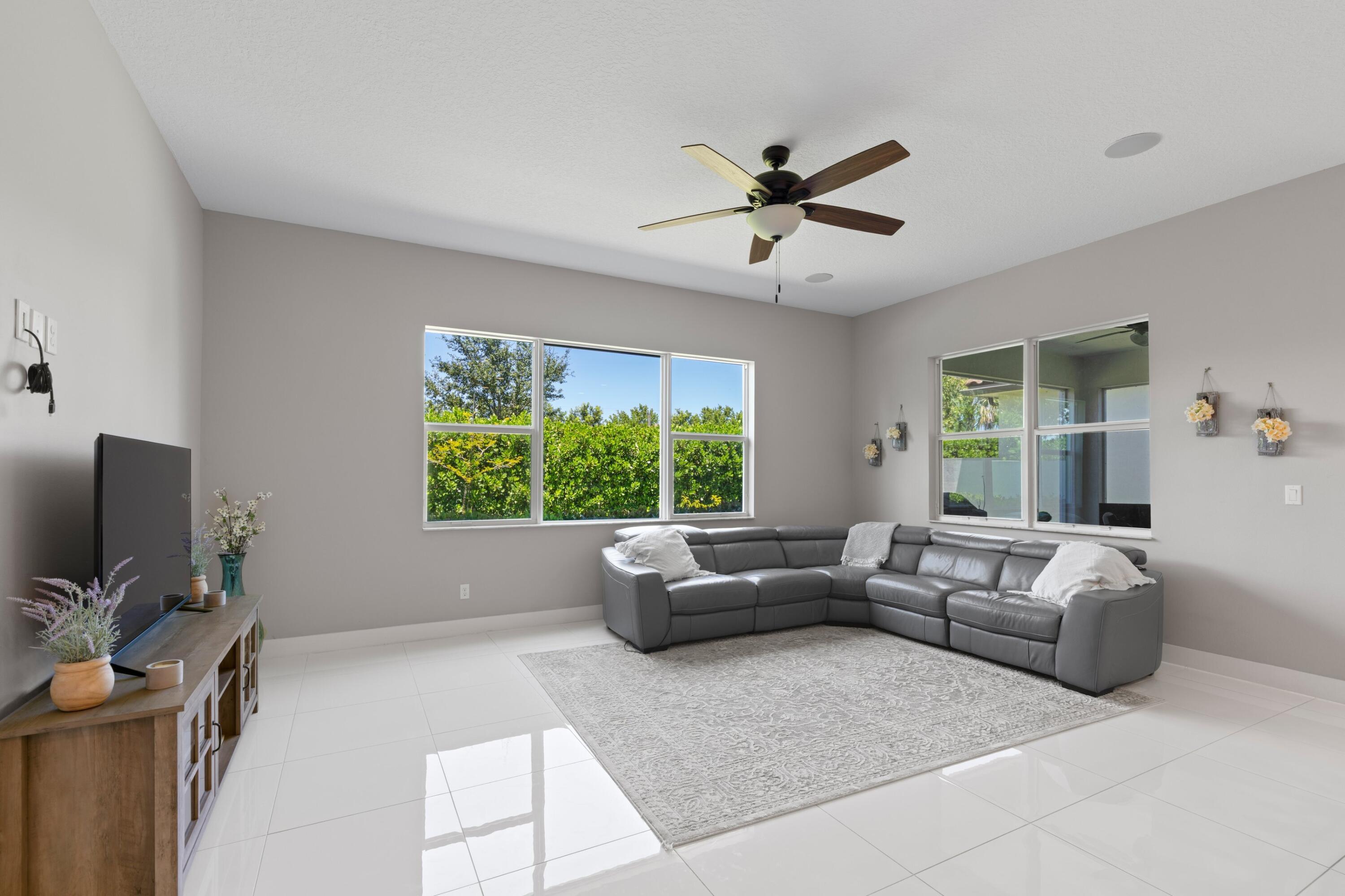 4750 Saddle Ranch Road Lake Worth, FL 33467 - Photo 12 of 30 DSC08504.jpg-SMALL