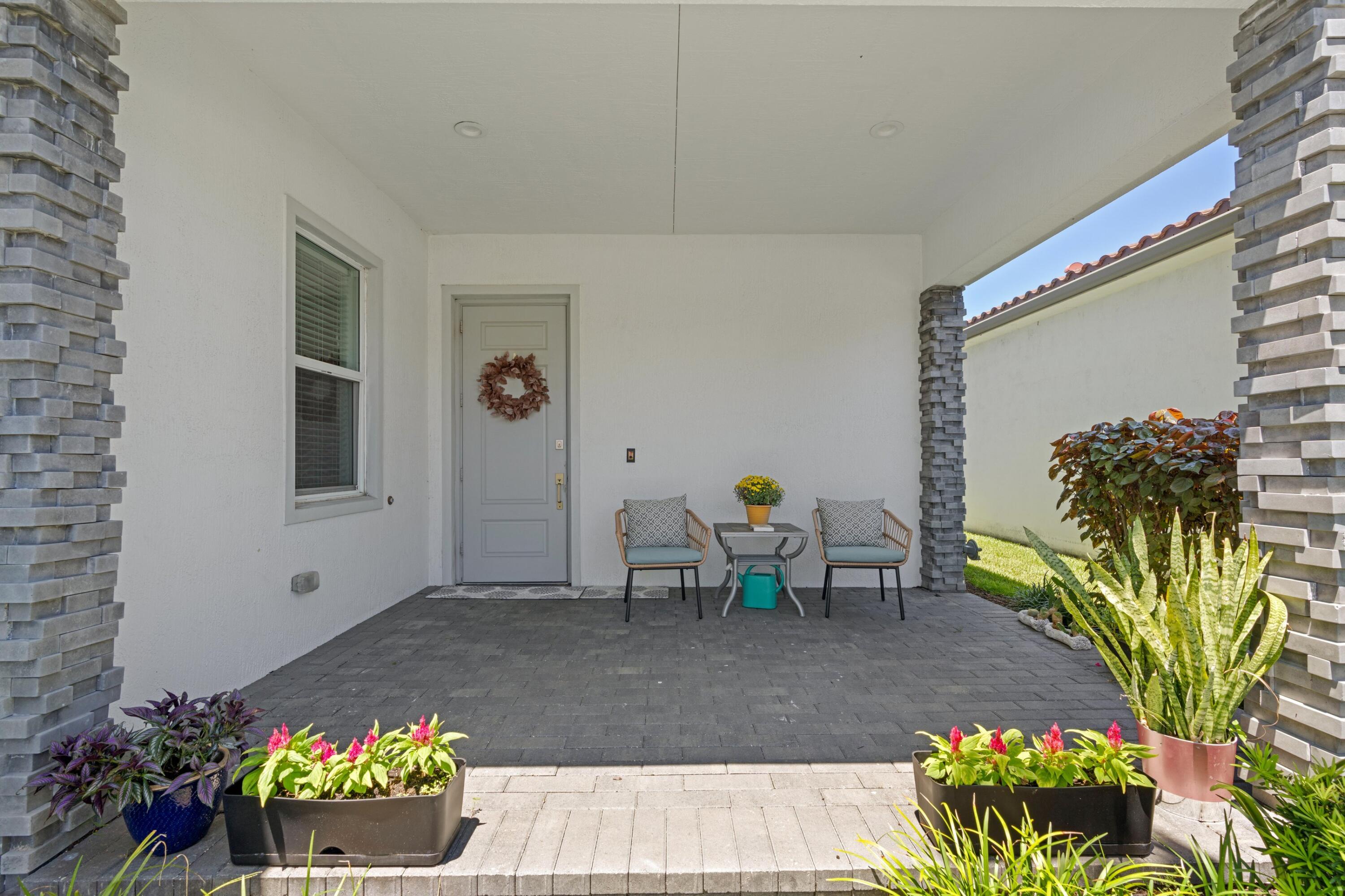 4750 Saddle Ranch Road Lake Worth, FL 33467 - Photo 3 of 30 DSC08567.jpg-SMALL