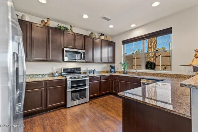 $669,900 | 2907 South Pepita Drive, Flagstaff, AZ 86001