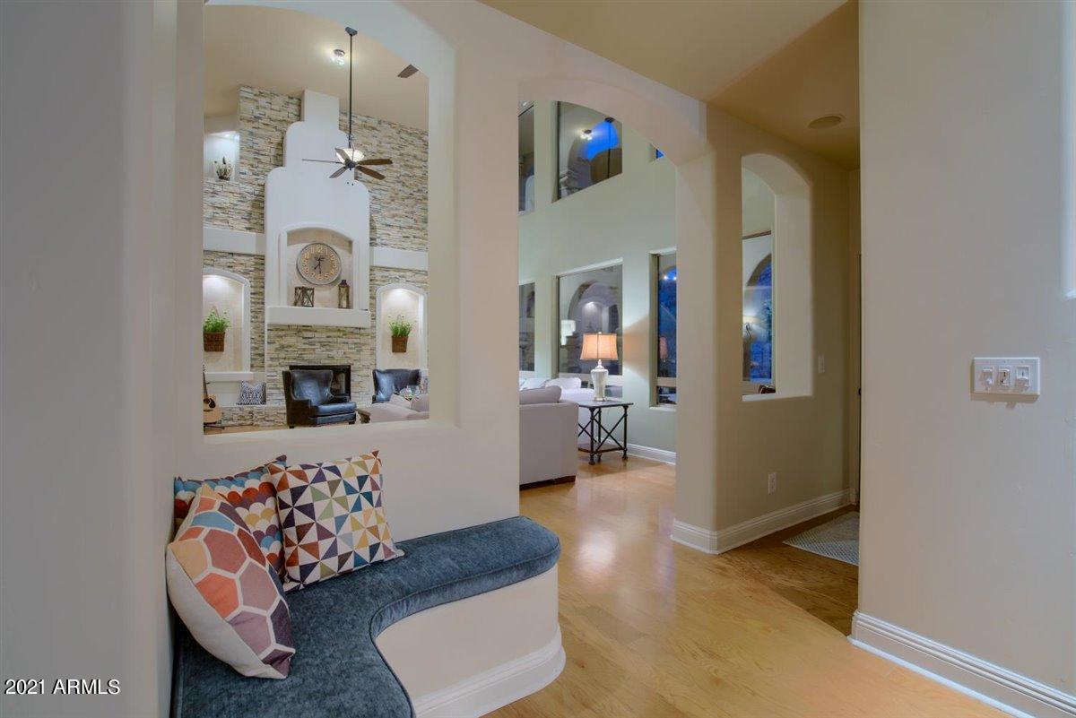 3327 North Hawes Road Mesa, AZ 85207 - Photo 21 of 61 19-Breakfast