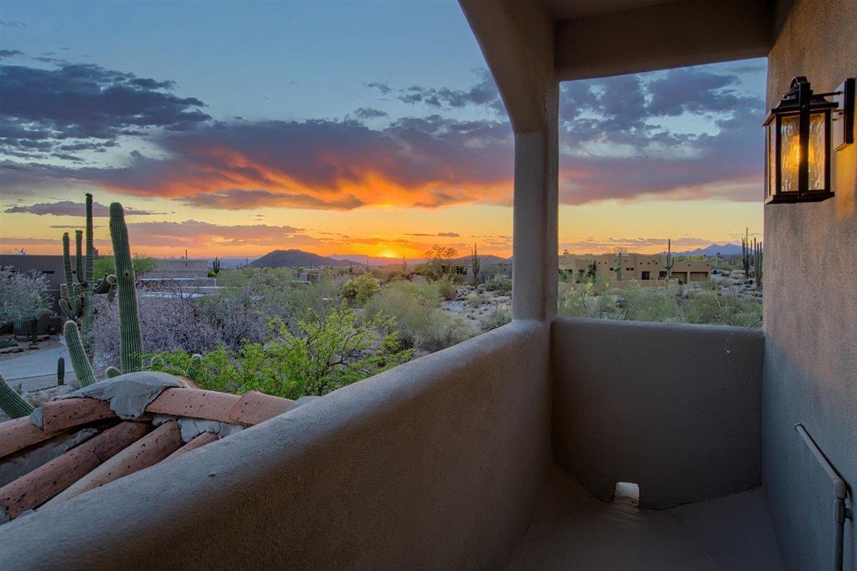 3327 North Hawes Road Mesa, AZ 85207 - Photo 26 of 61 25-Master Balcony