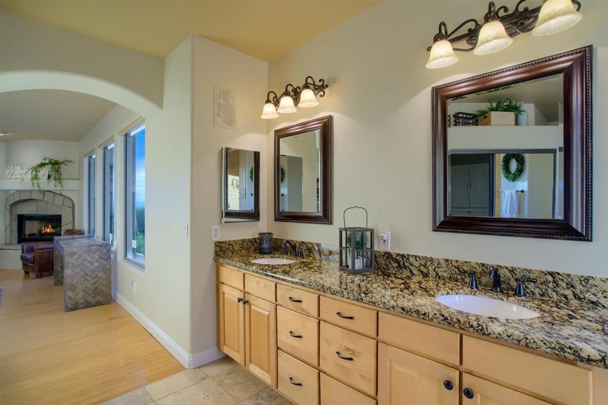 3327 North Hawes Road Mesa, AZ 85207 - Photo 46 of 61 46-Master Bath