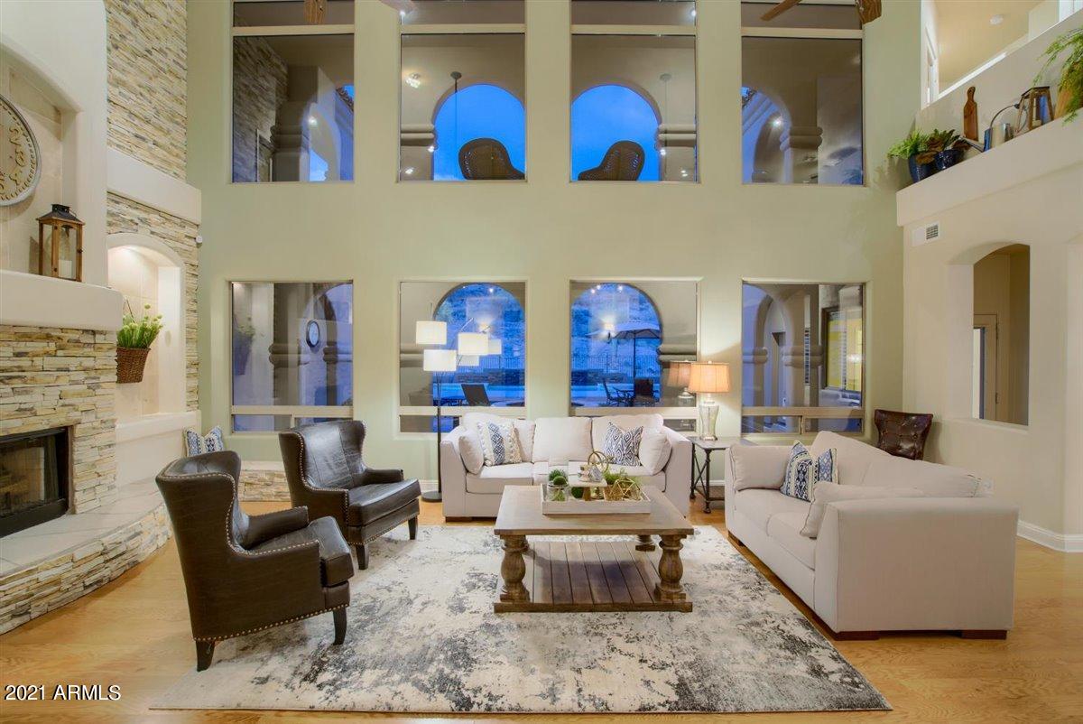 3327 North Hawes Road Mesa, AZ 85207 - Photo 6 of 61 04-Living Room