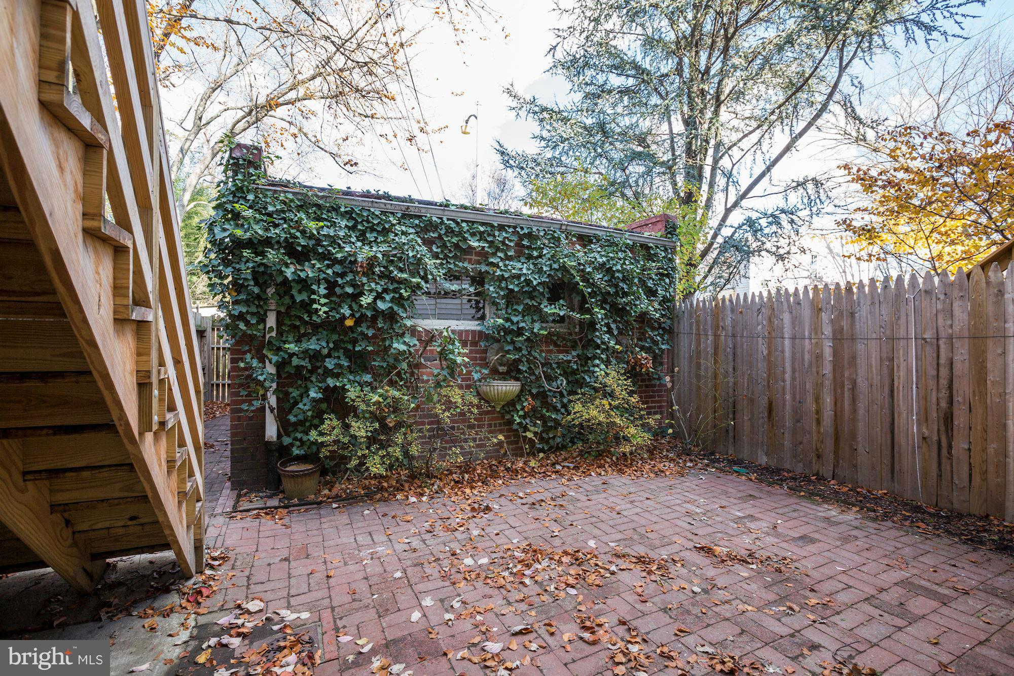 3411 R Street Northwest Washington, DC 20007 - Photo 29 of 30 Exterior (Rear)