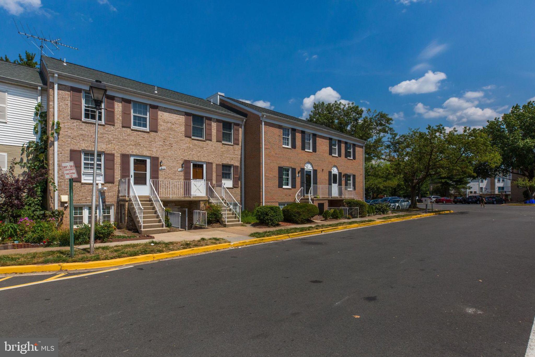 14410 Saguaro Place Centreville, VA 20121 - Photo 2 of 26