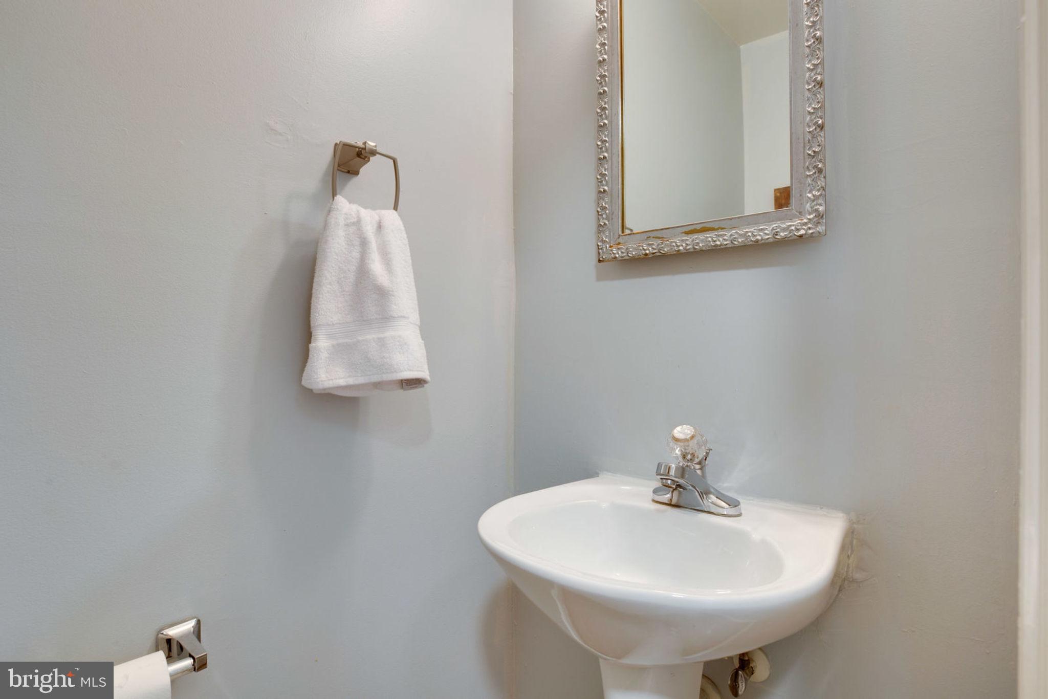 14410 Saguaro Place Centreville, VA 20121 - Photo 5 of 26
