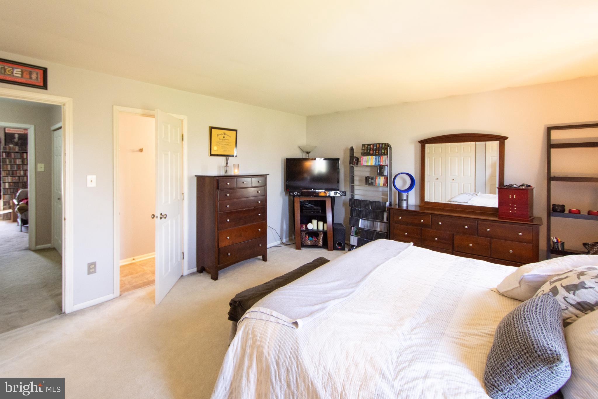 731 Rutland Court Sewell, NJ 08080 - Photo 13 of 19 Gallery Image 13