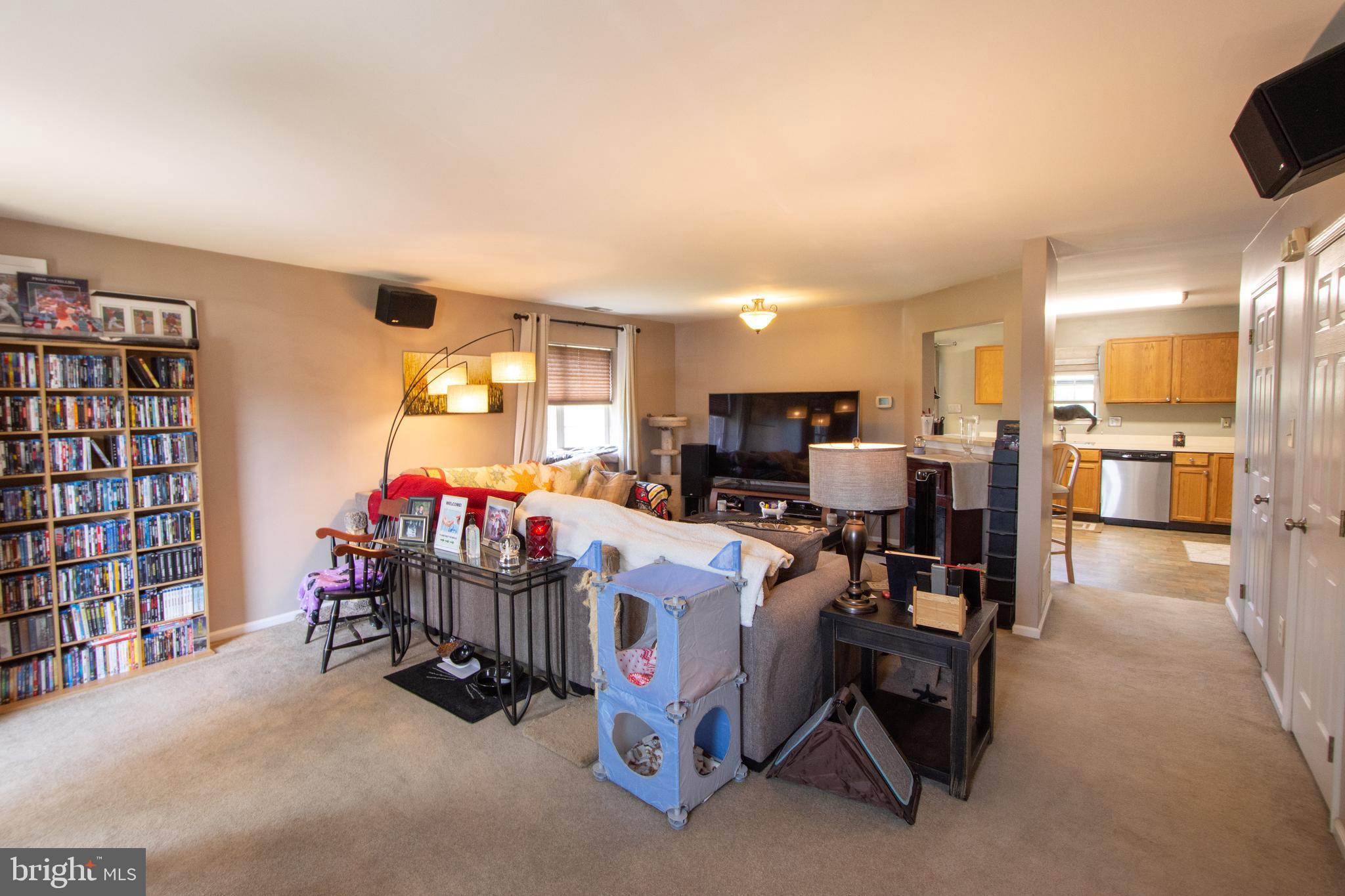 731 Rutland Court Sewell, NJ 08080 - Photo 4 of 19 Gallery Image 4