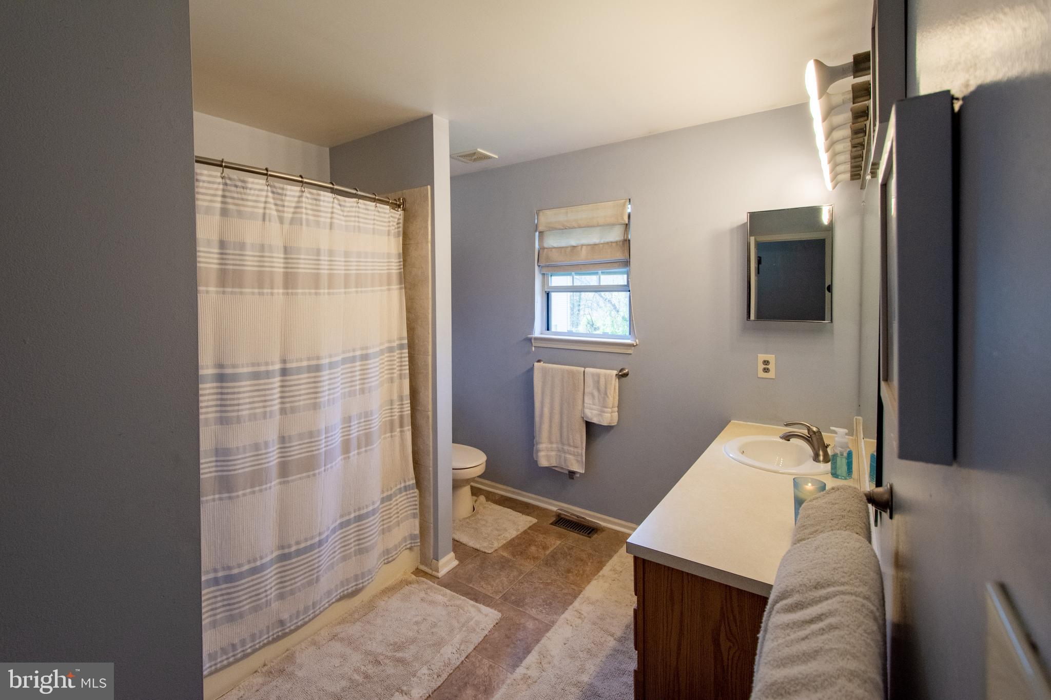 731 Rutland Court Sewell, NJ 08080 - Photo 10 of 19 Gallery Image 10