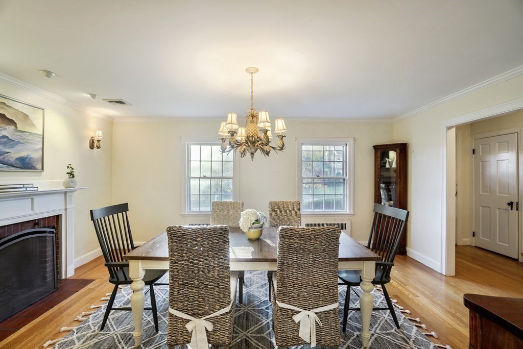 63 Martin Road Milton, MA 02186 - Photo 3 of 19