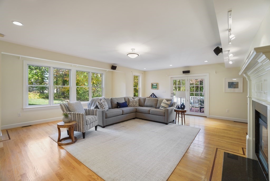 63 Martin Road Milton, MA 02186 - Photo 8 of 19