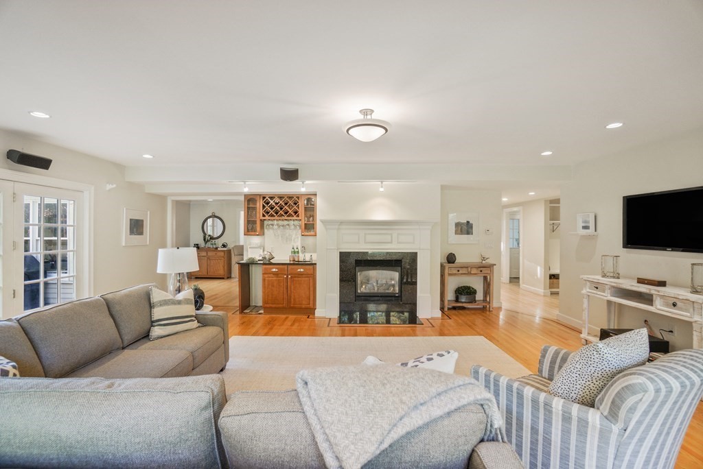 63 Martin Road Milton, MA 02186 - Photo 9 of 19