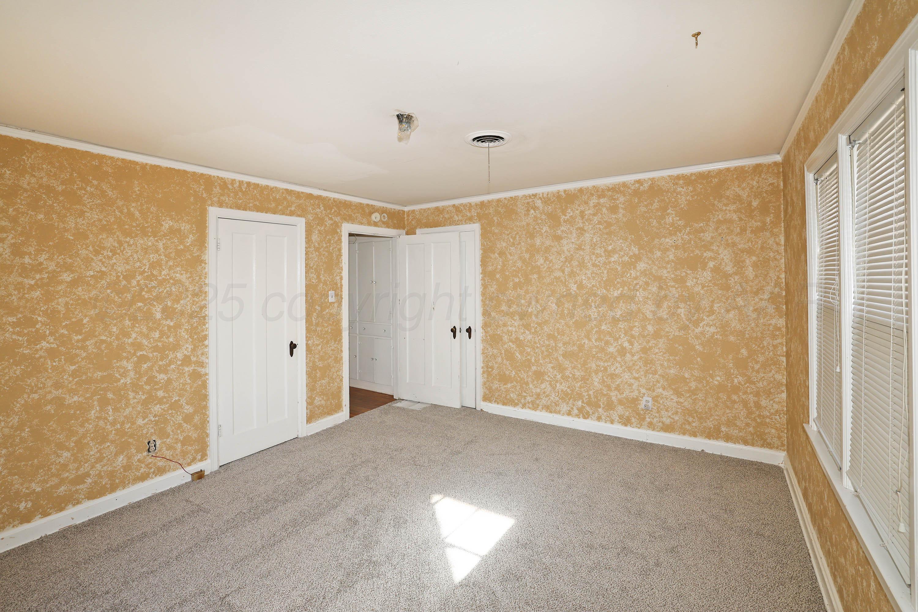 1528 South Lipscomb Street Amarillo, TX 79102 - Photo 19 of 24 a view of an empty room