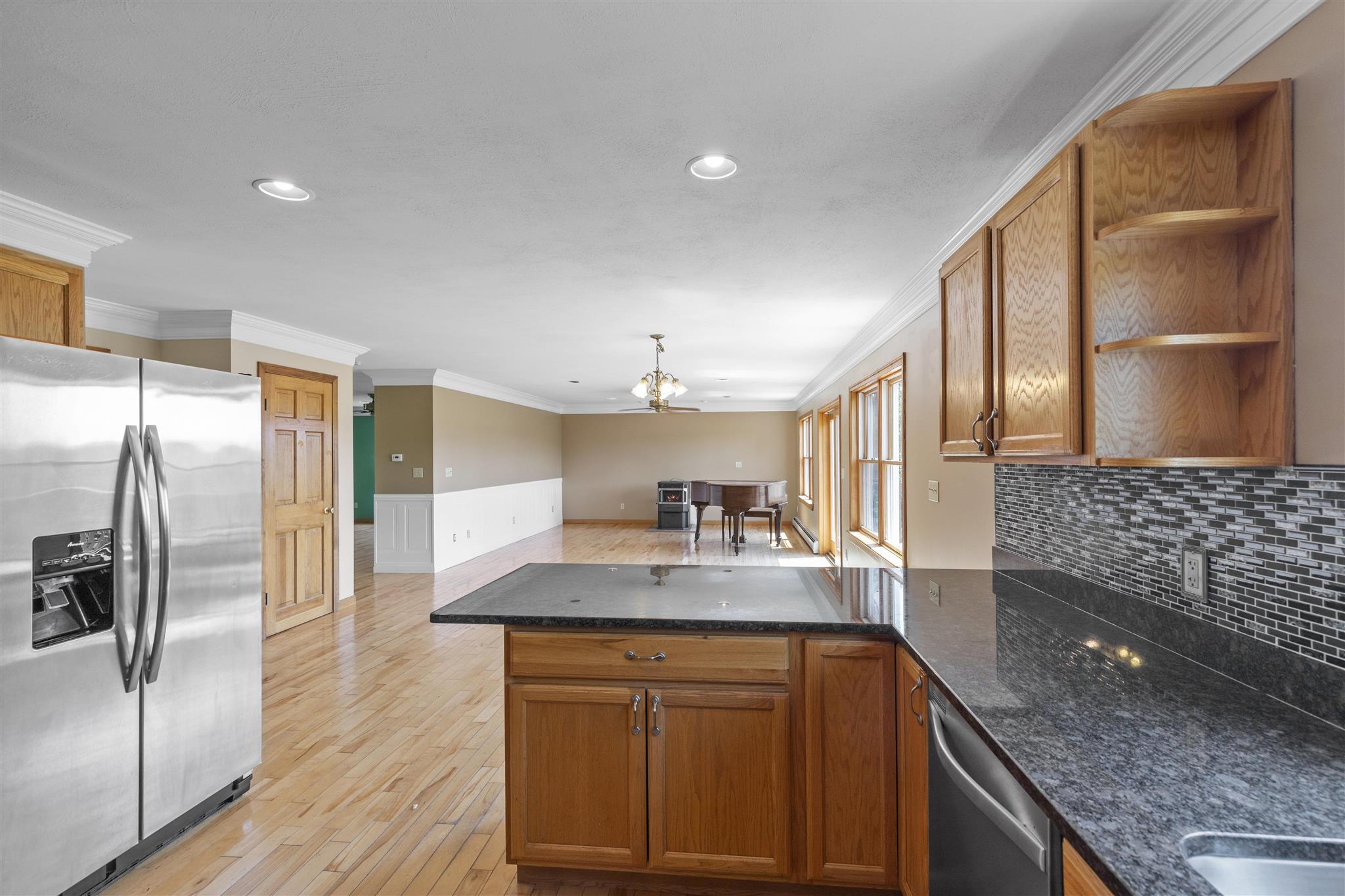 256 Ten Rod Road Farmington, NH 03835 - Photo 16 of 40