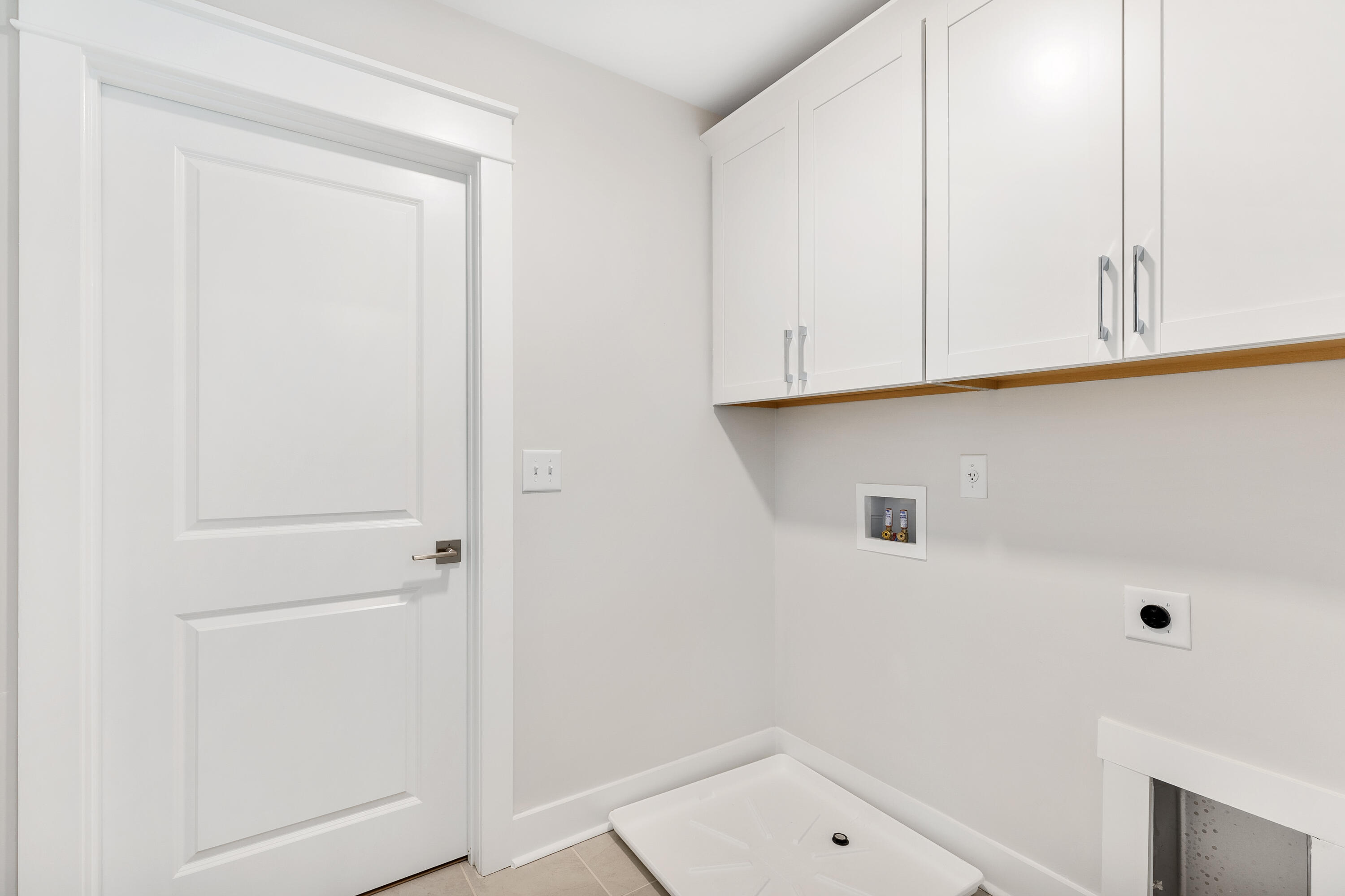 744 Minton Road Charleston, SC 29412 - Photo 27 of 42 Similar Finished Home (18)