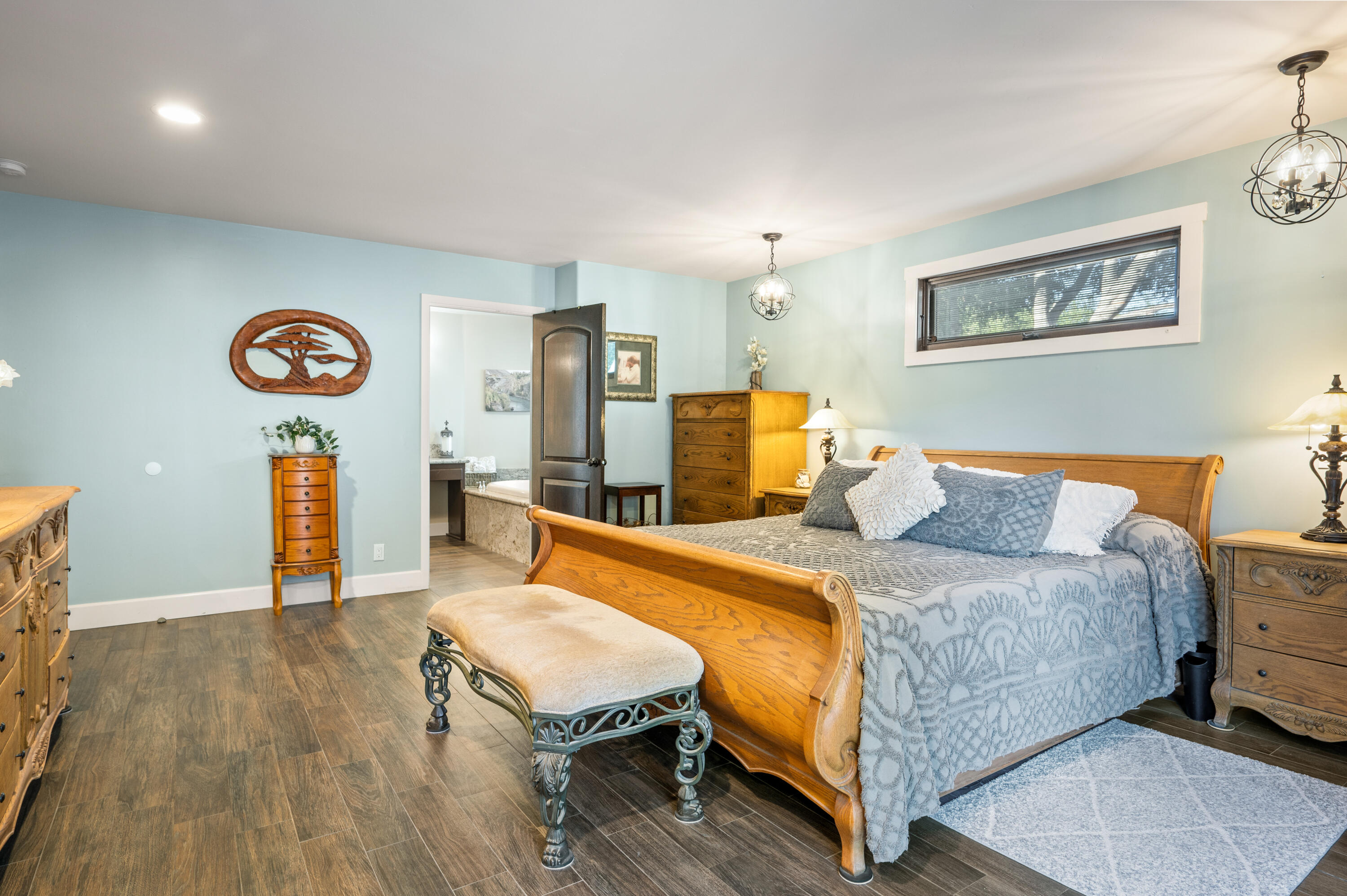 2550 Elk Grove Road Solvang, CA 93463 - Photo 25 of 74 a bedroom with a bed and a table in it