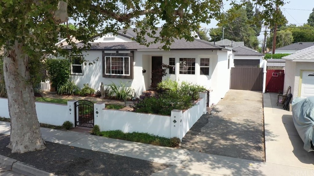 3386 North Studebaker Road Long Beach, CA 90808 - Photo 1 of 1 Gallery Image 1