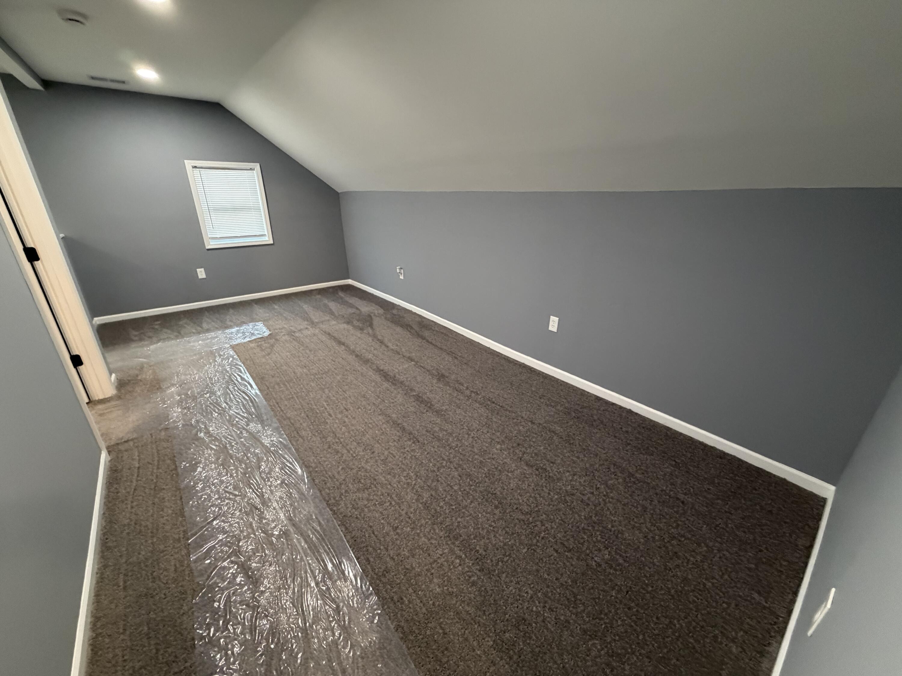 2425 Adams Street Gary, IN 46407 - Photo 19 of 26 an empty room with windows