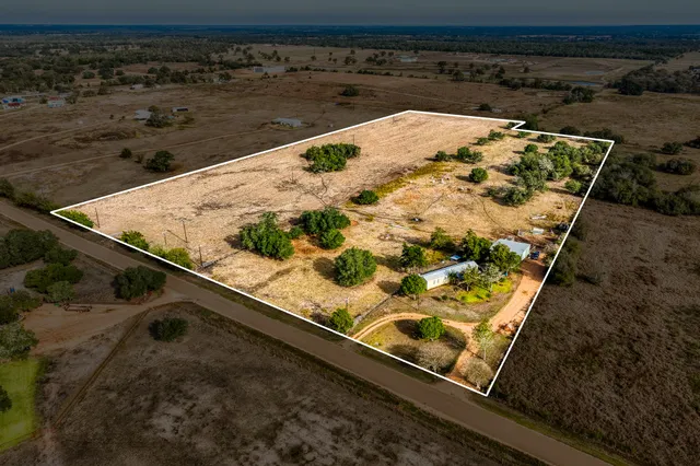 $815,000 | 7300 Goehring Road, Ledbetter, TX 78946