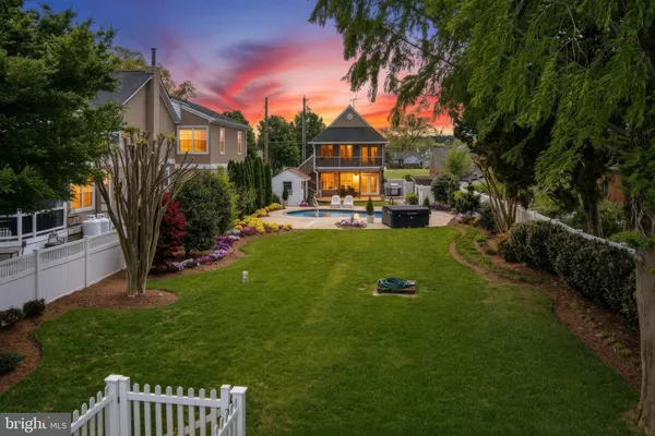 $1,100,000 | 2006 Poplar Ridge Road, Pasadena, MD 21122
