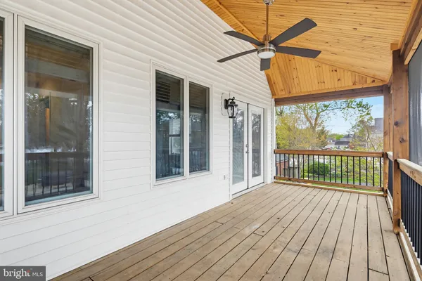 $1,100,000 | 2006 Poplar Ridge Road, Pasadena, MD 21122