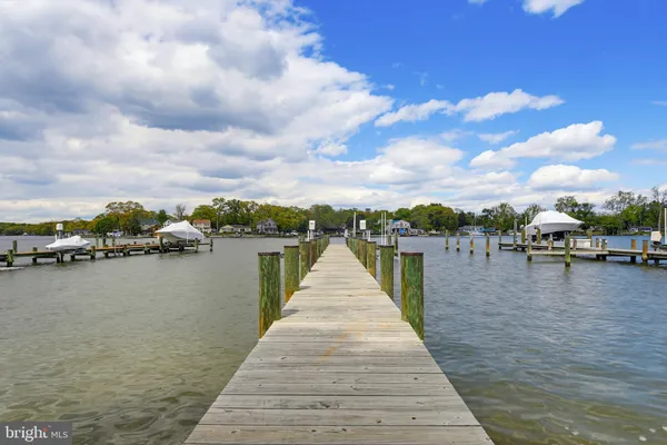 $1,100,000 | 2006 Poplar Ridge Road, Pasadena, MD 21122