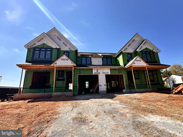 $525,000 | 27 Lausch Road, Denver, PA 17517