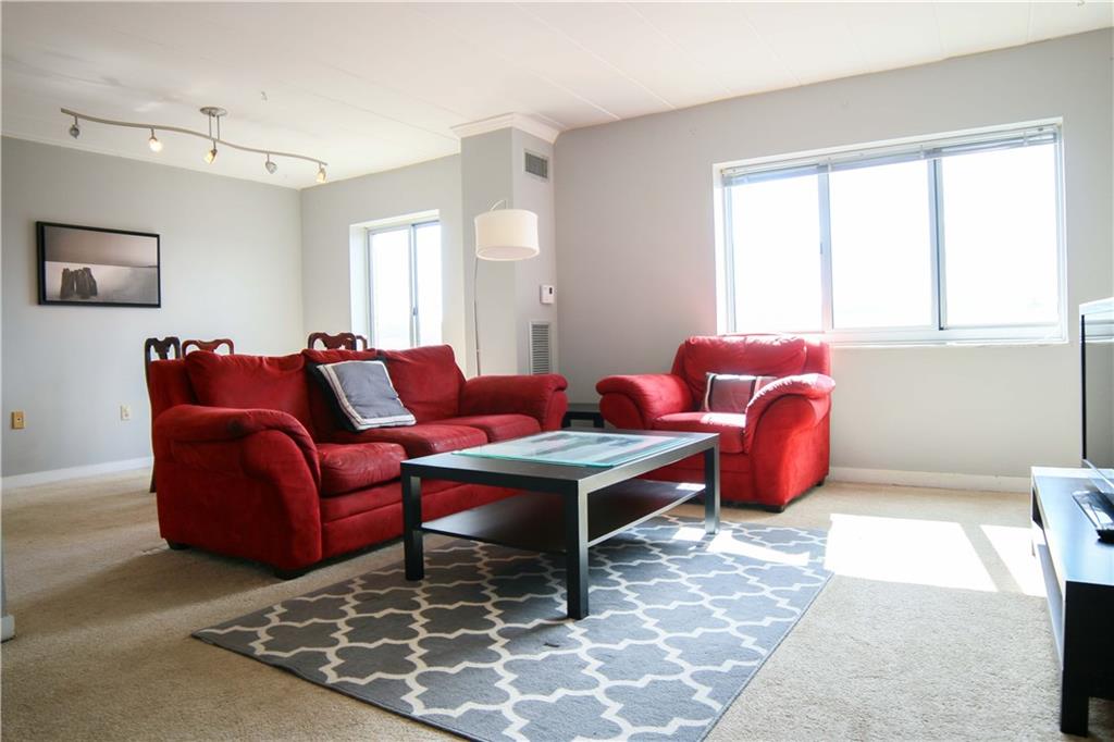 5 Bayard Road, Unit 813 Shadyside, PA 15213 - Photo 7 of 22 Gallery Image 7