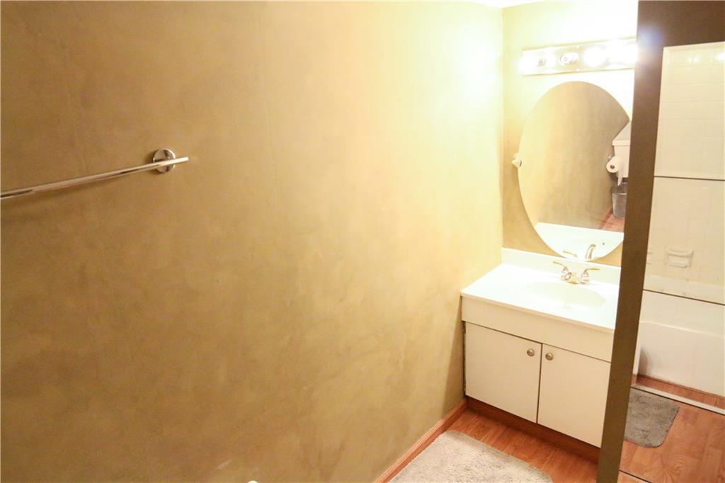 5 Bayard Road, Unit 813 Shadyside, PA 15213 - Photo 9 of 22 Gallery Image 9