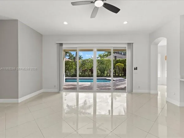 $8,200 | 1819 Mariners Lane, Unit 1819, Weston, FL 33327
