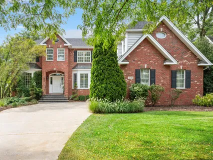 $1,980,000 | 4636 Lawn Avenue, Western Springs, IL 60558