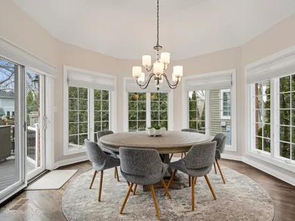 $1,980,000 | 4636 Lawn Avenue, Western Springs, IL 60558