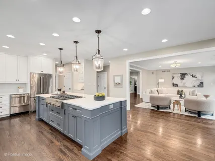 $1,980,000 | 4636 Lawn Avenue, Western Springs, IL 60558