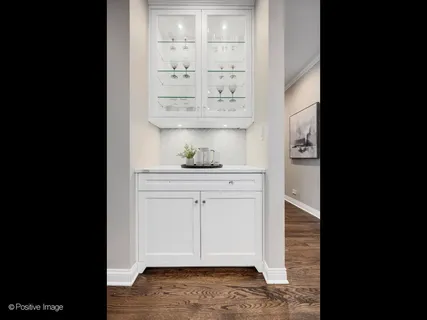 $1,980,000 | 4636 Lawn Avenue, Western Springs, IL 60558