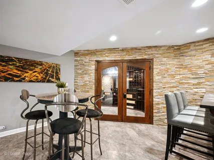 $1,980,000 | 4636 Lawn Avenue, Western Springs, IL 60558
