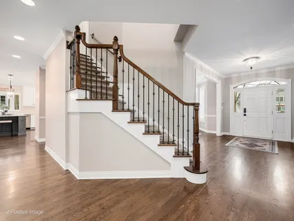 $1,980,000 | 4636 Lawn Avenue, Western Springs, IL 60558