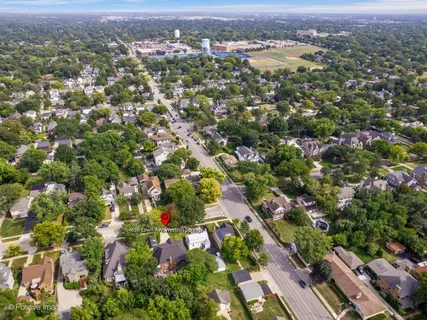 $1,980,000 | 4636 Lawn Avenue, Western Springs, IL 60558