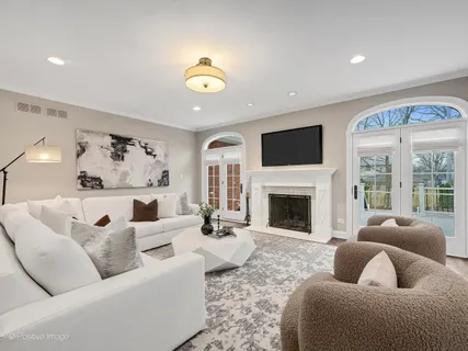 $1,980,000 | 4636 Lawn Avenue, Western Springs, IL 60558